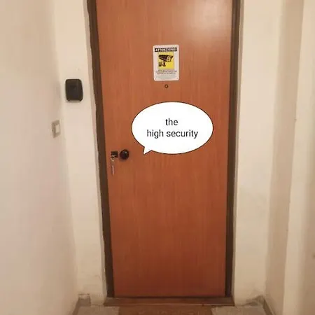 Centre * 的里雅斯特