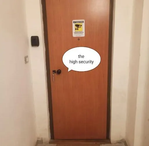 Centre * 的里雅斯特